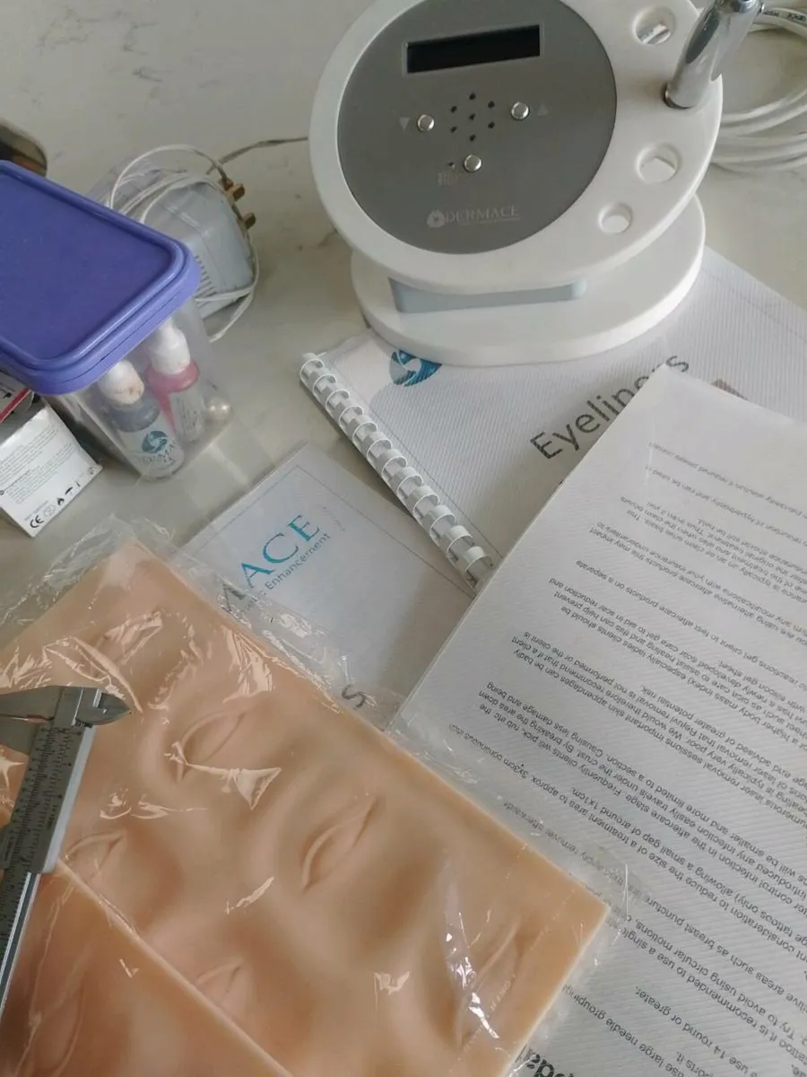 Professional PMU permanent makeup temporary - Image 1