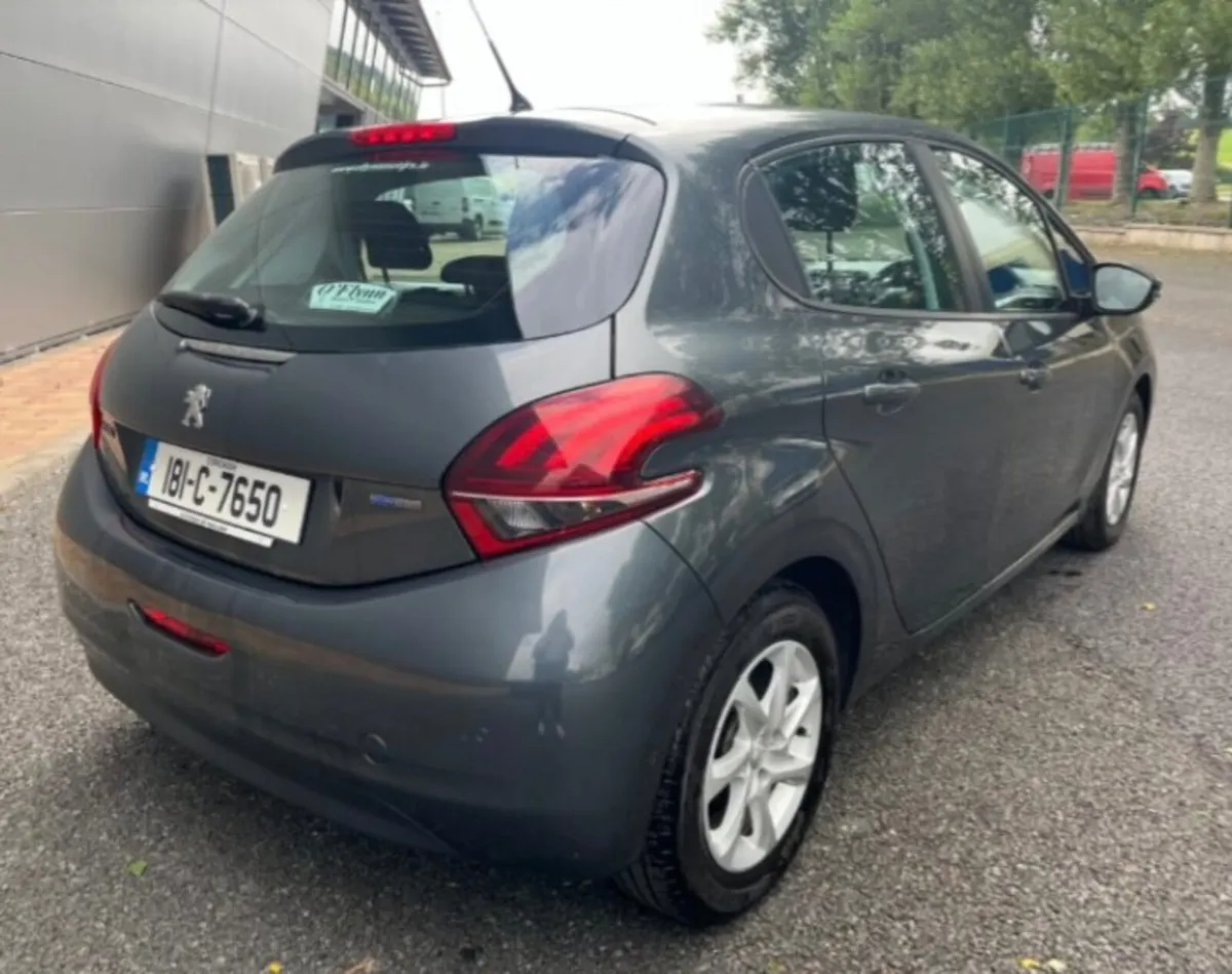 Peugeot 208 2018 - Image 3