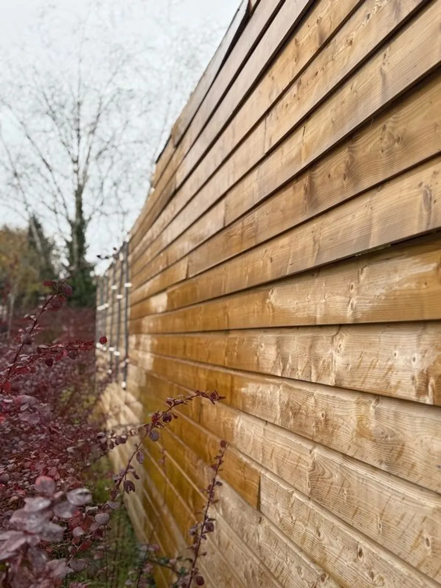 Shiplap Wood for sale - Image 4