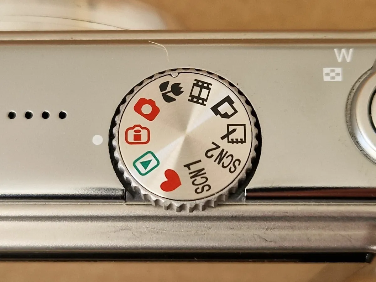 Panasonic Lumix DMC-TZ3 Digital Camera - Image 4