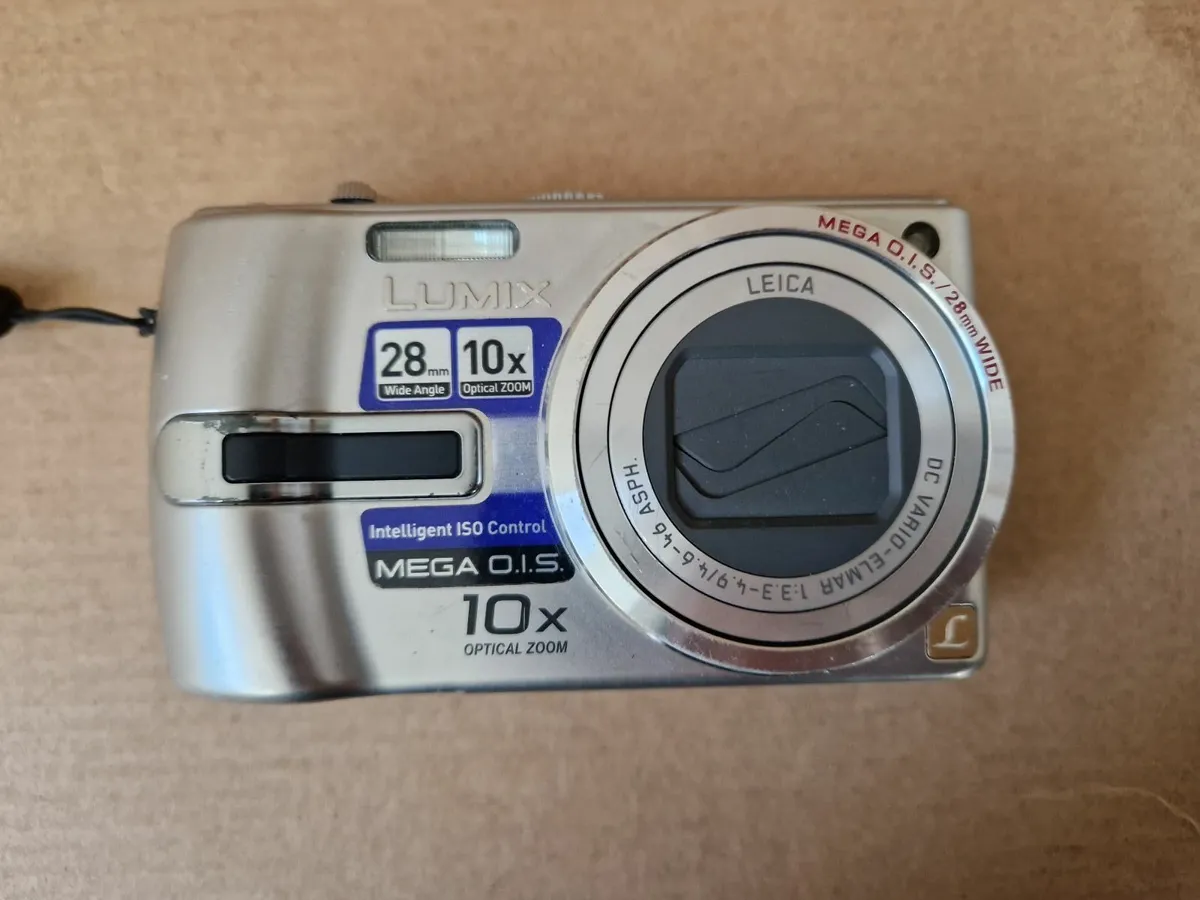 Panasonic Lumix DMC-TZ3 Digital Camera - Image 1