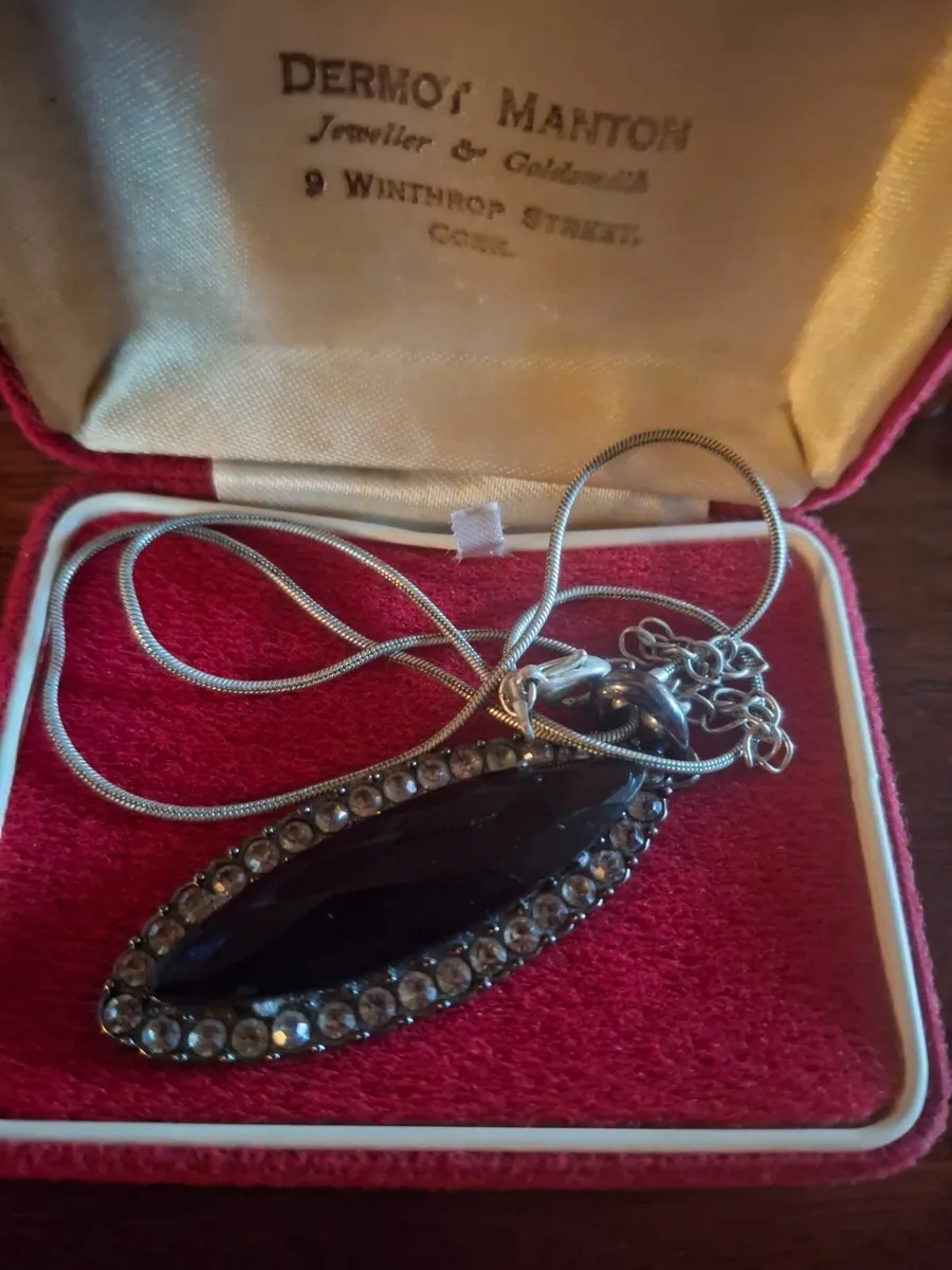 Spectacular Vintage Black Rhinestone - Image 2