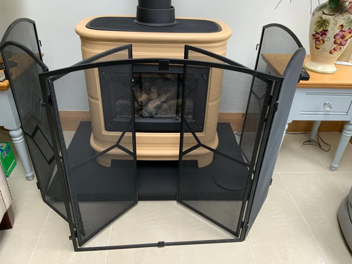 Fire/stove guard - Image 1