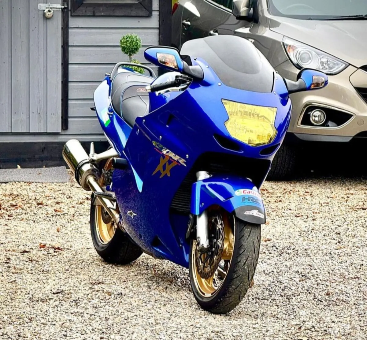 2000 Honda Cbr  Blackbird 1100xx Taxed 10/26 - Image 1