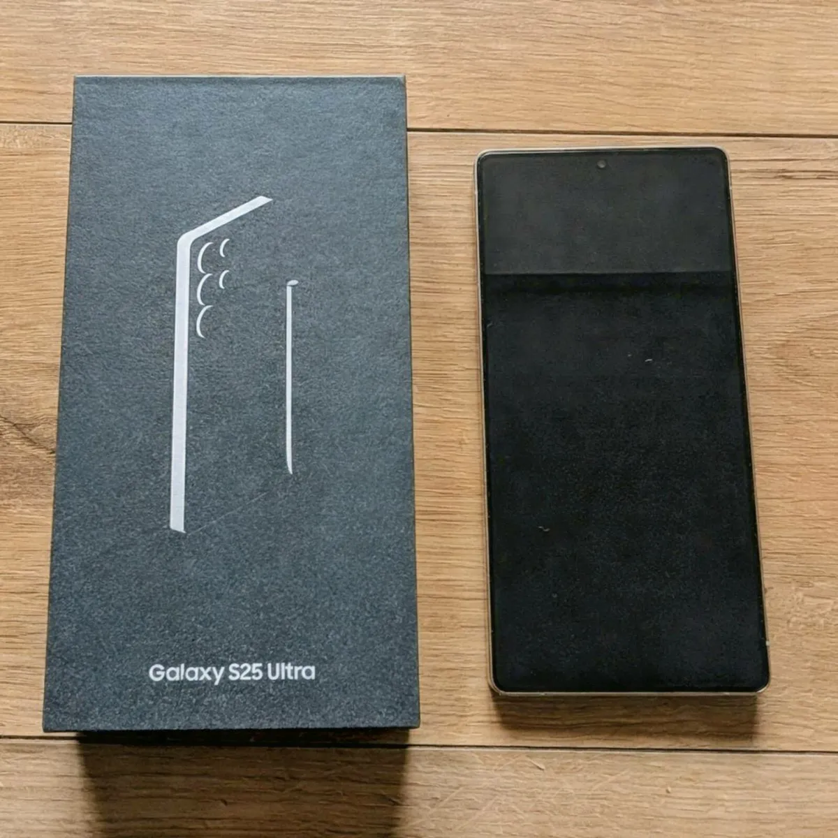 Samsung Galaxy S25 Ultra - Image 2