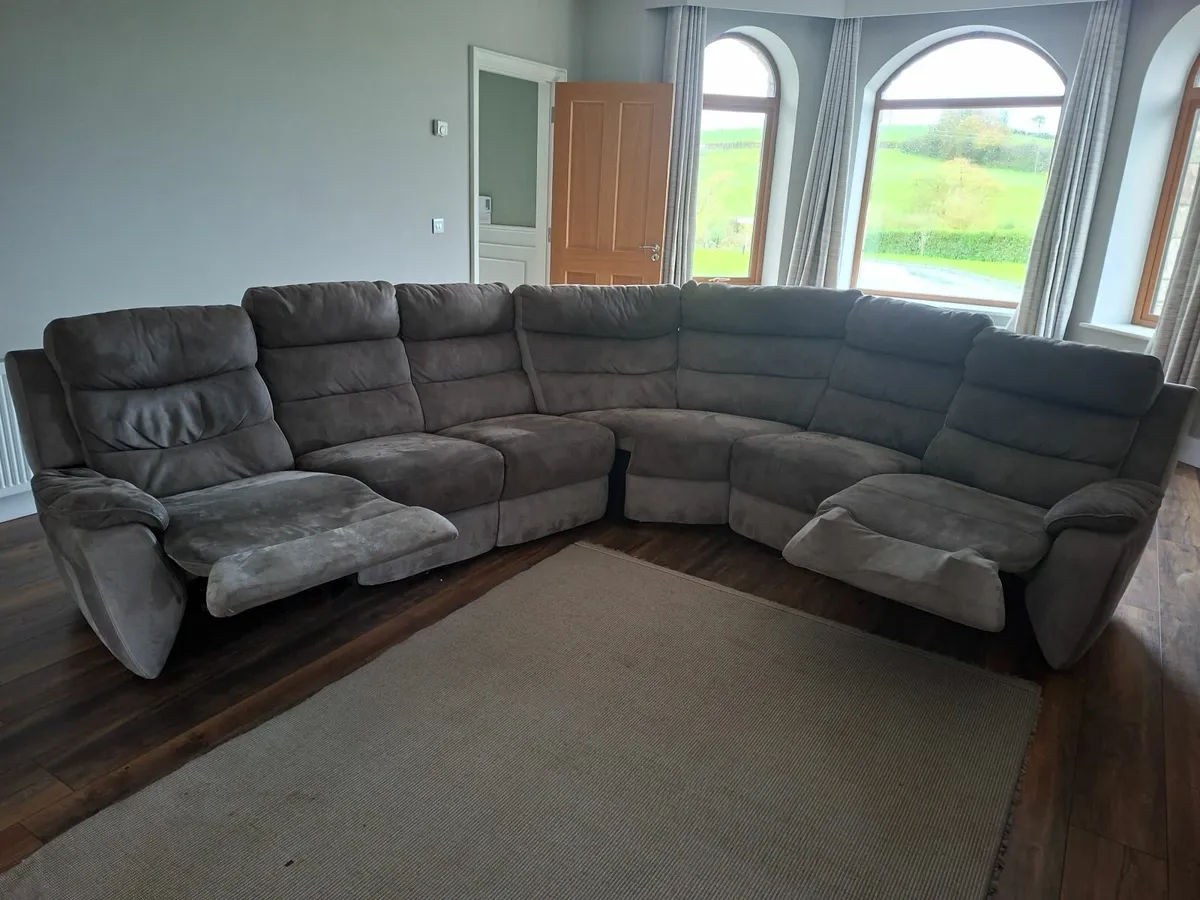 FREE Suite of furniture - Image 2