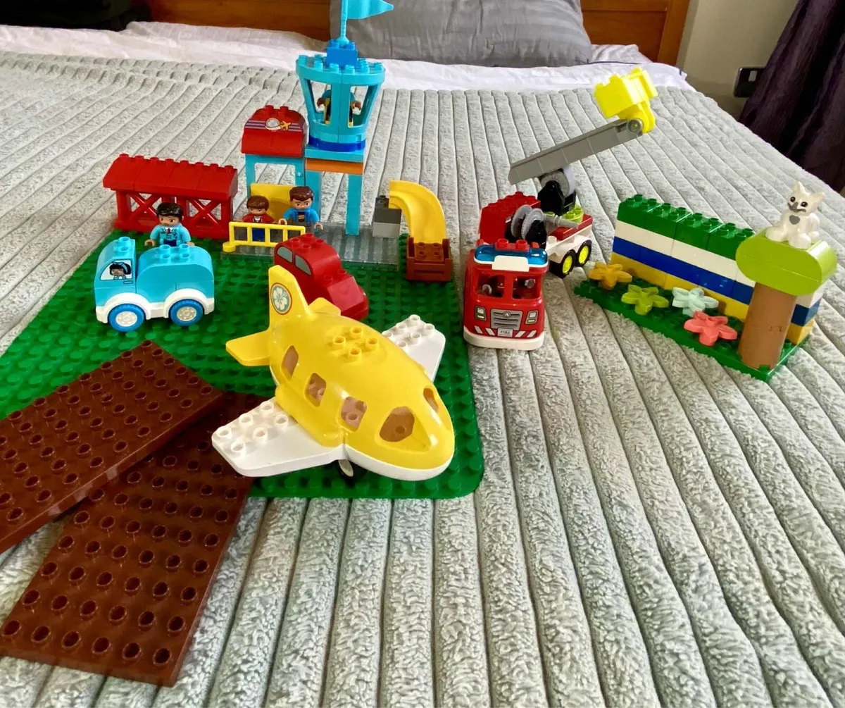 Duplo airplane set - Image 1