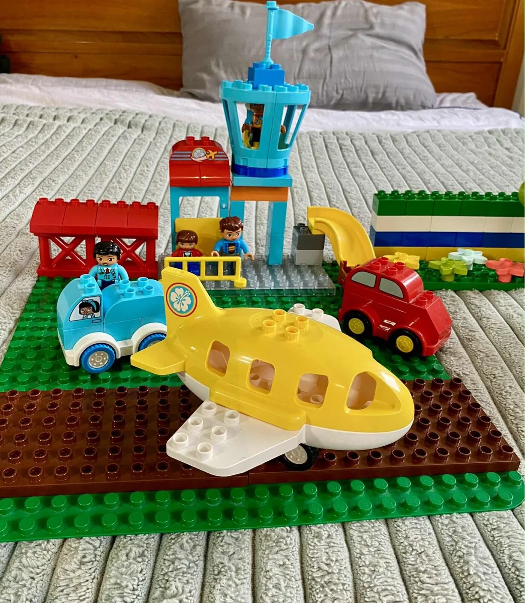 Duplo airplane set - Image 3