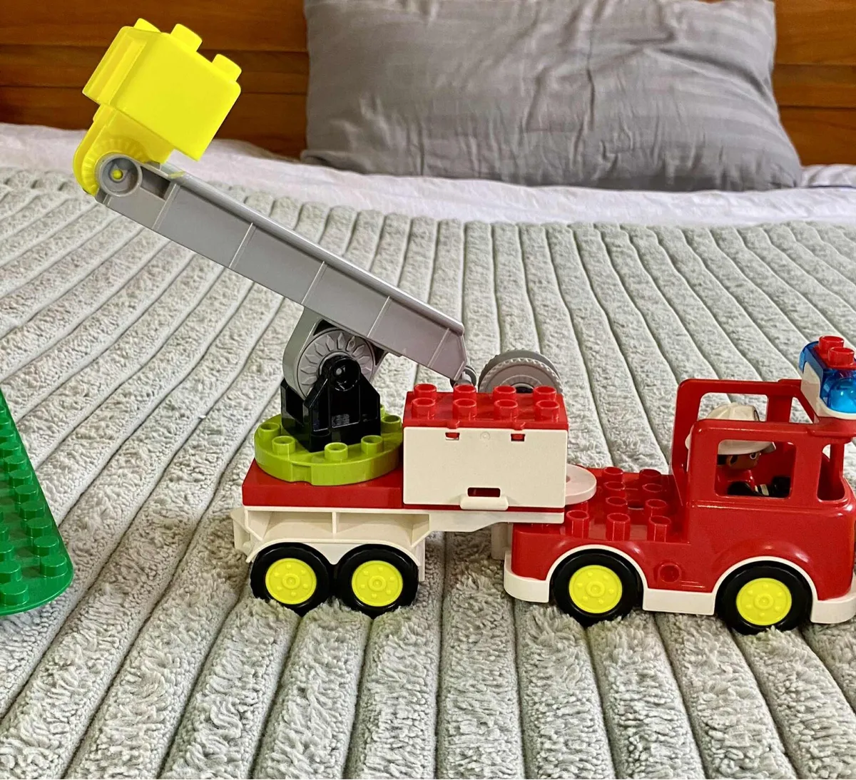 Duplo airplane set - Image 4