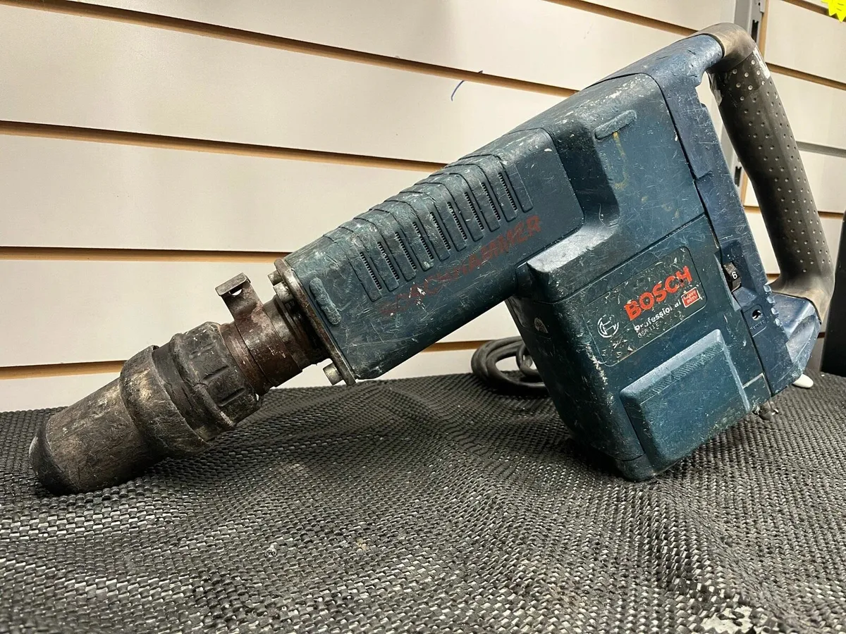 BoschHammer 110v Breaker - Image 1