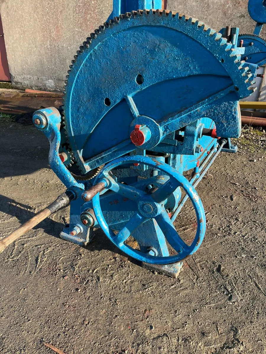 Metal Sheet Manual Folder - Image 4