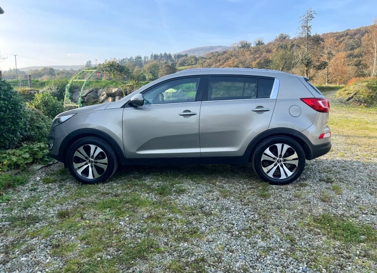 Kia Sportage 2013 Manual Full Leather Interior - Image 1