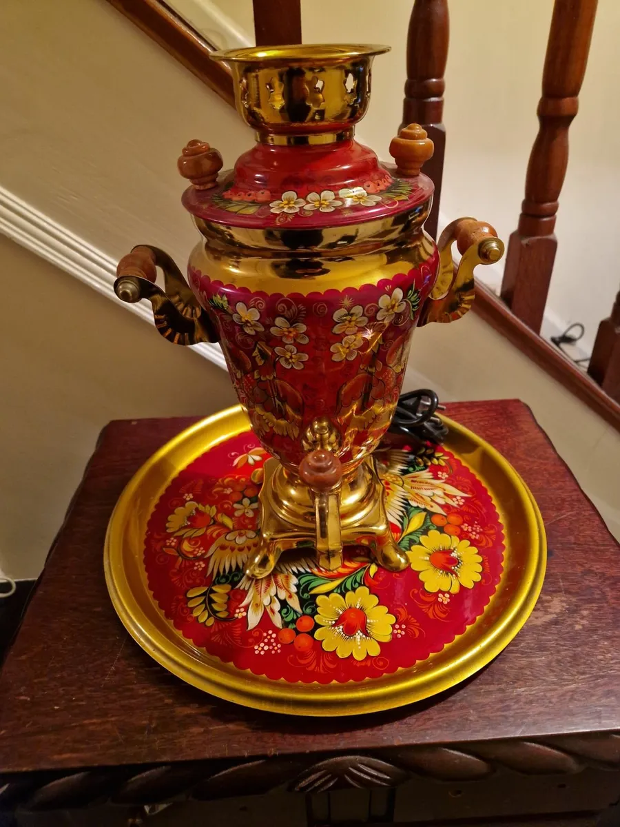 Decorative Samovar (Russian Electic Kettle)+ Tray - Image 1