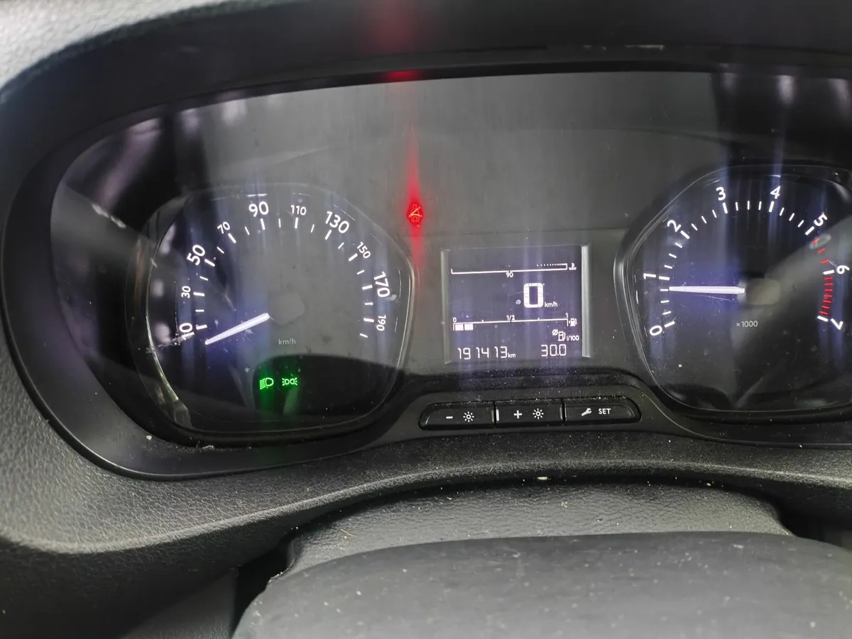 Peugeot Expert 2022 - Image 4