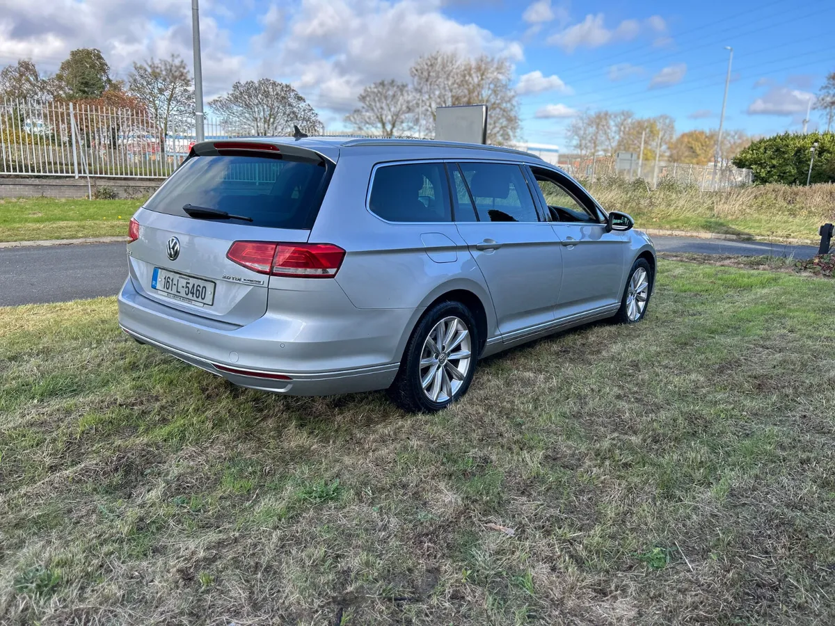 Volkswagen Passat 2016 - Image 4