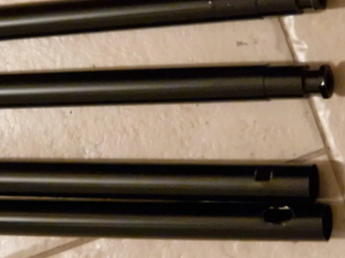 NEEWER, 2 Photography Tripods and feet and 5ft cir - Image 4