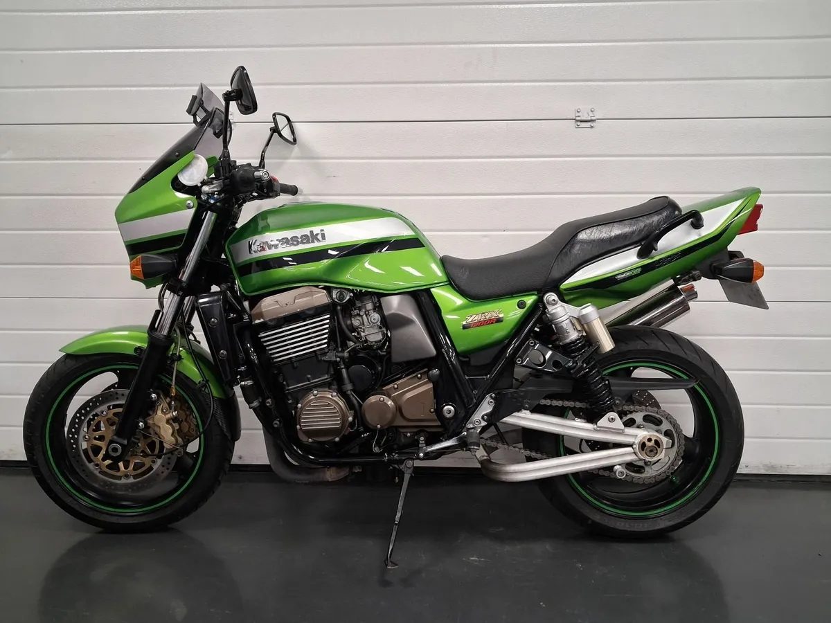 Kawasaki ZRX 1200R - Image 2