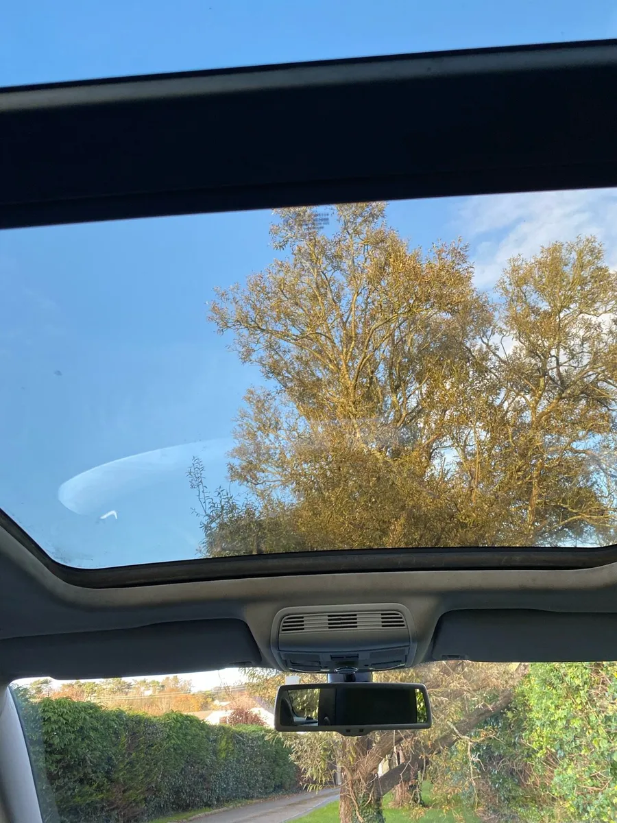 Volkswagen Passett - Image 4