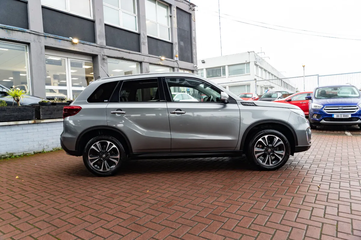 Suzuki Vitara 1.4 B/J HYBRID SZ SZ5 ALLGRIP 5DR ES - Image 2