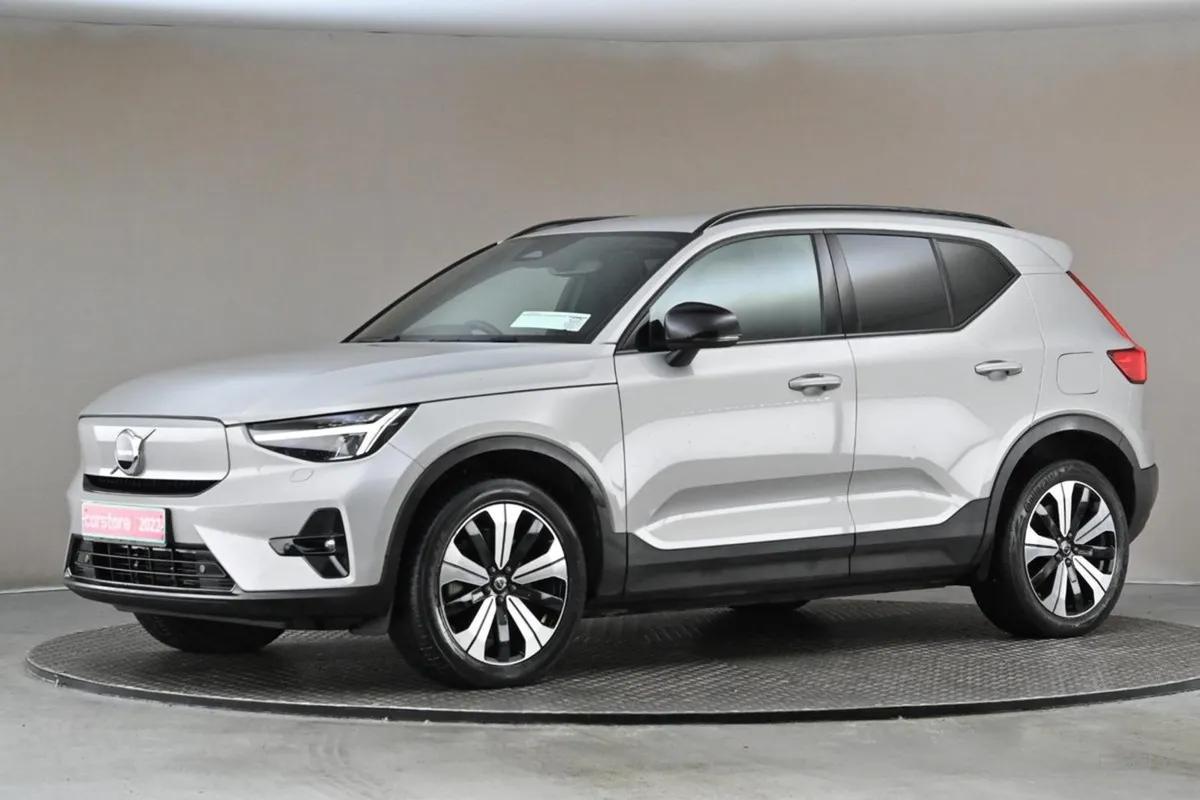 Volvo XC40 Recharge Plus  full Leather - Image 4