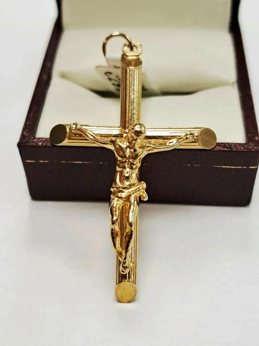 9K Gold Cross 9CT - Image 1