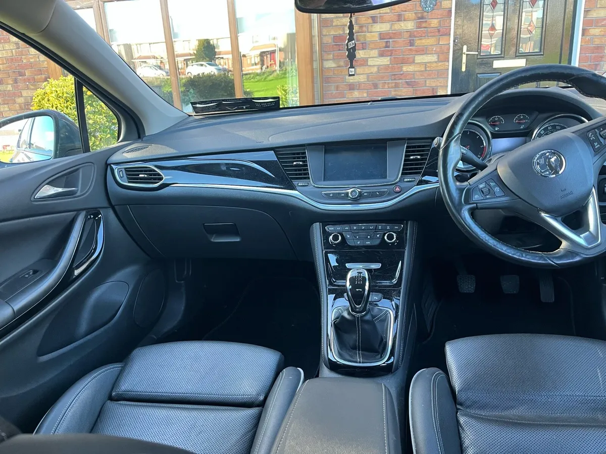 Opel Astra ‘Elite’ 1.6 Diesel - Image 2