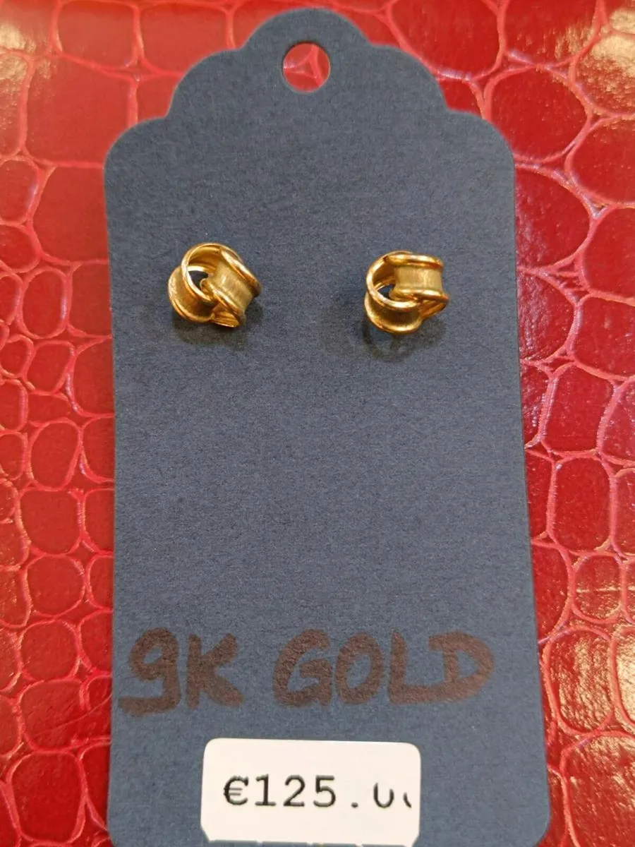 9k yellow gold knots earrings - Image 2
