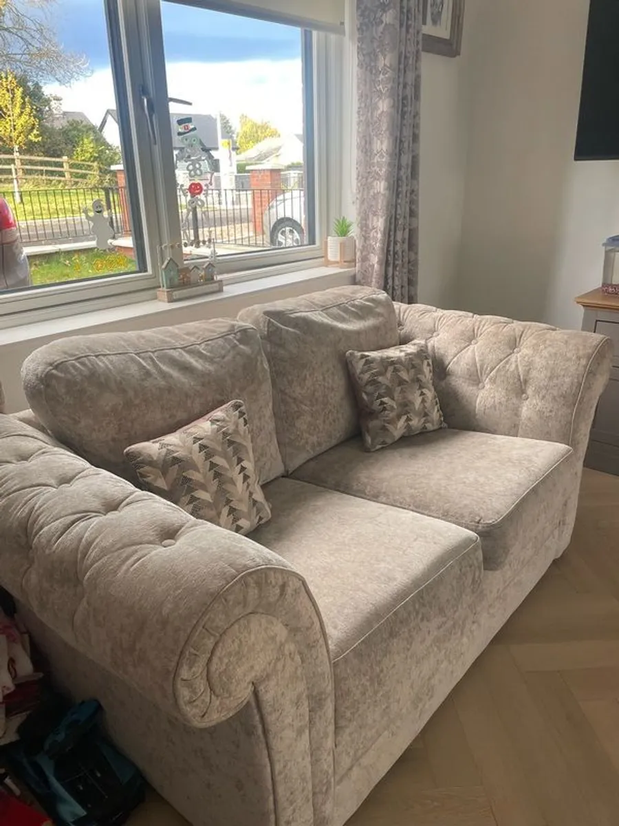 3 + 2 Sofa For Sale - Image 4