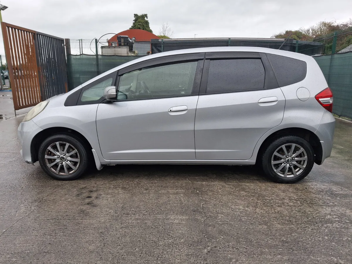 2013 Honda Fit 1.4 Automatic Drive Home - Image 4