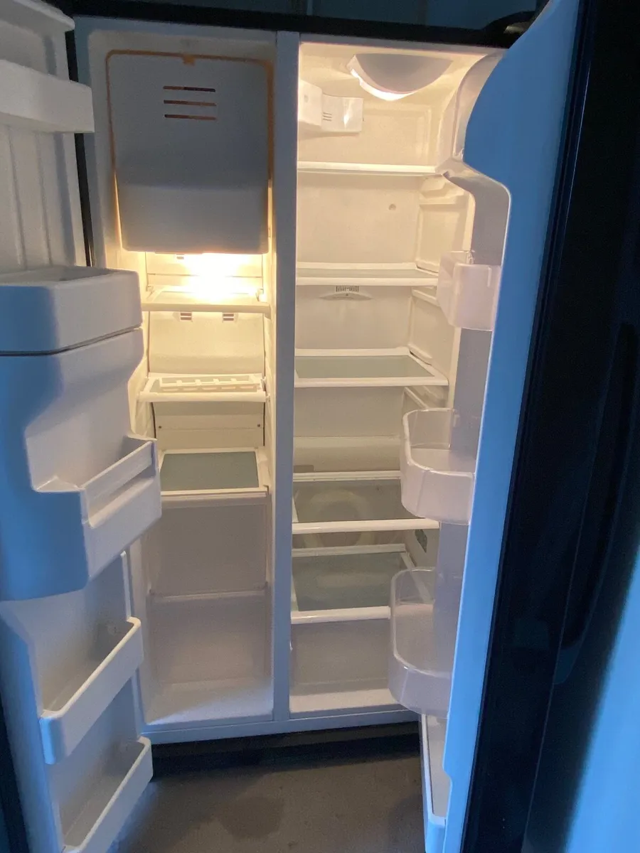 Fridge freezer - Image 1