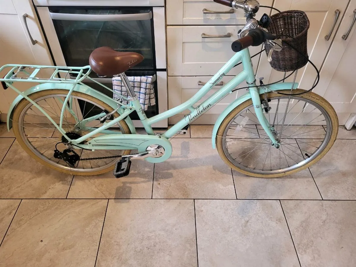 Bike like new - Image 1