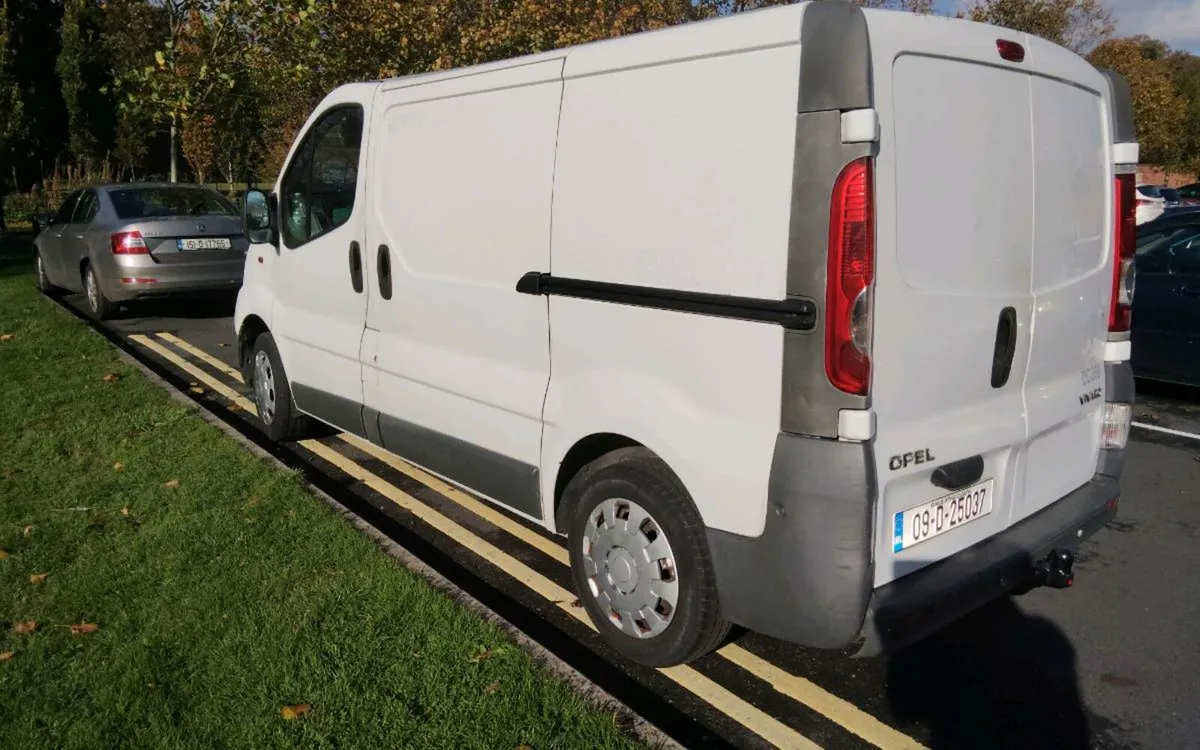 Opel Vivaro - Image 2