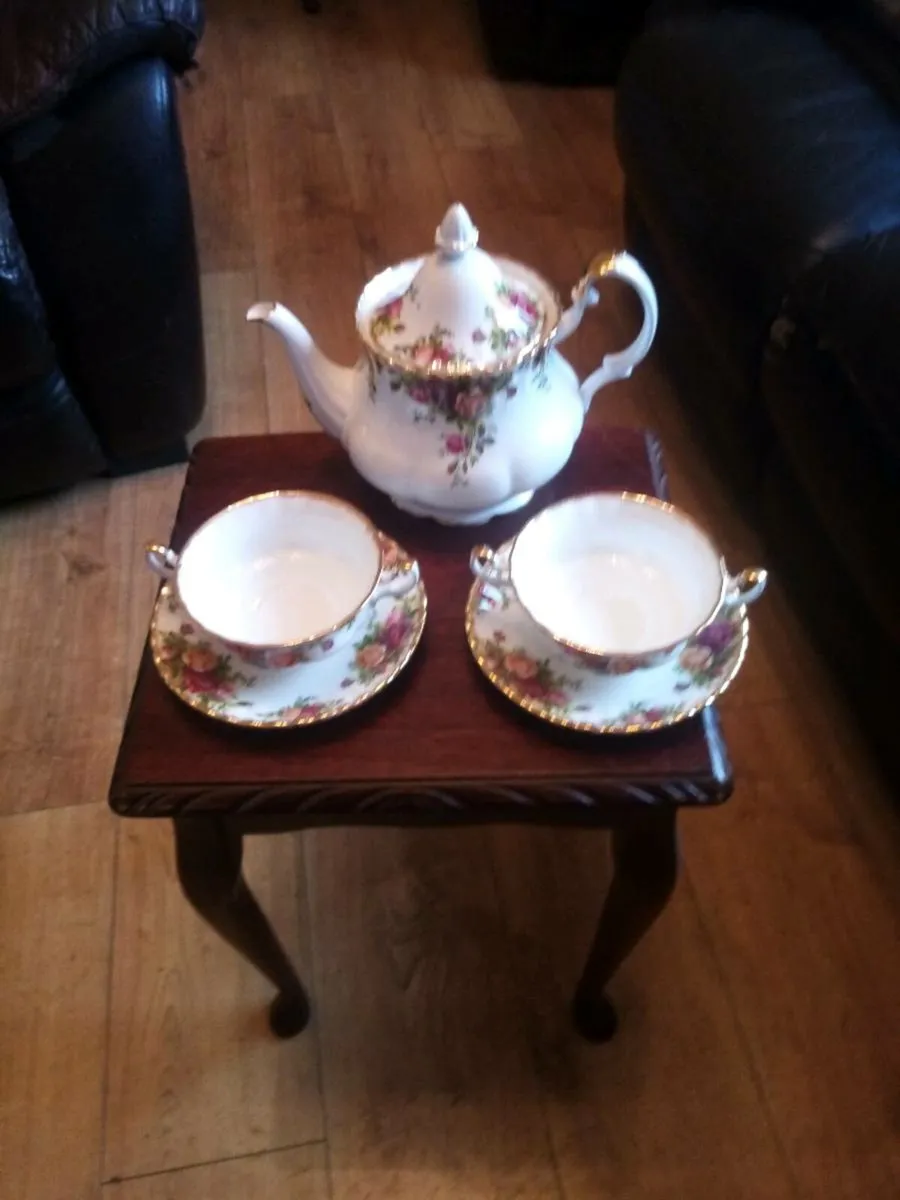 Old country rose - Image 4