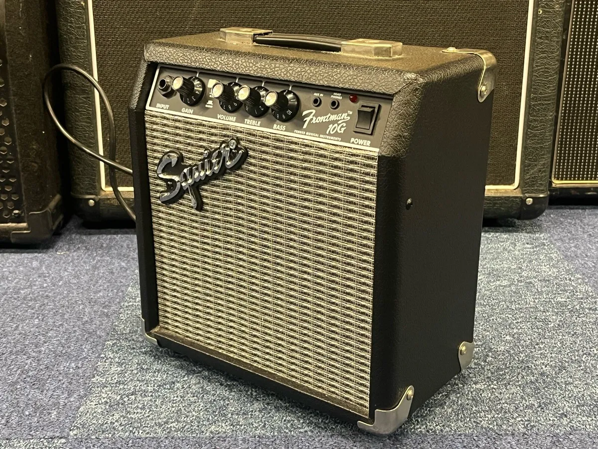Squier Frontman 10G Guitar Amp - Image 1