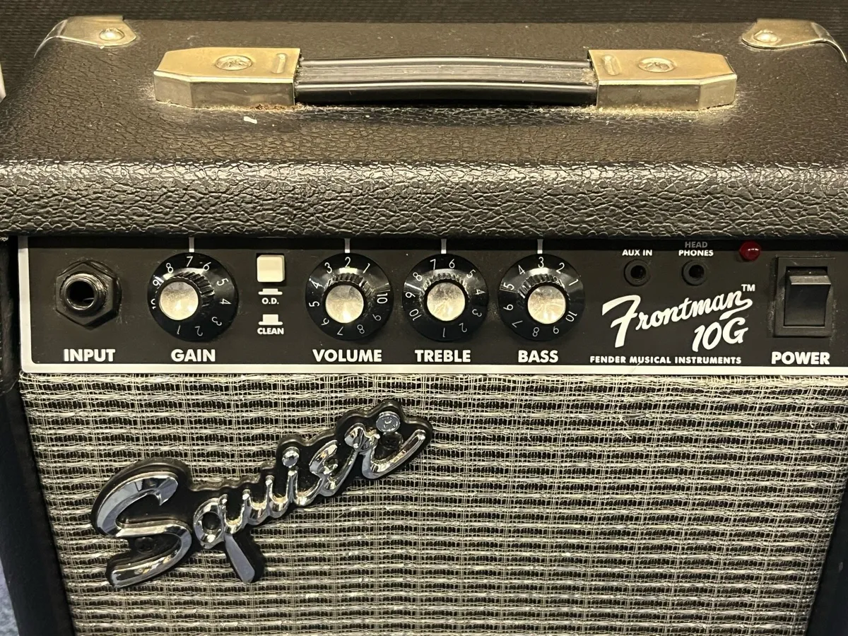 Squier Frontman 10G Guitar Amp - Image 3