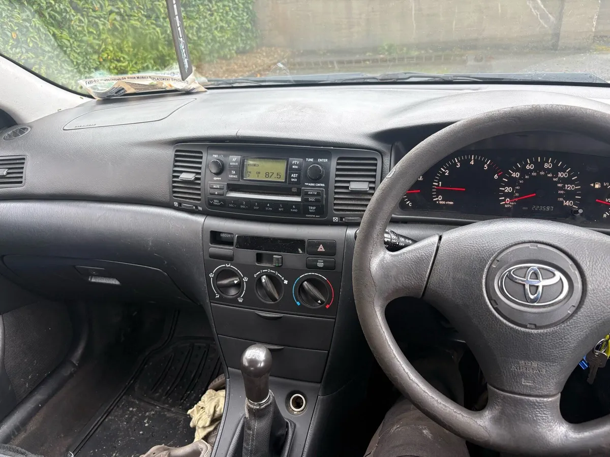 2.0 d4d Corolla van - Image 2