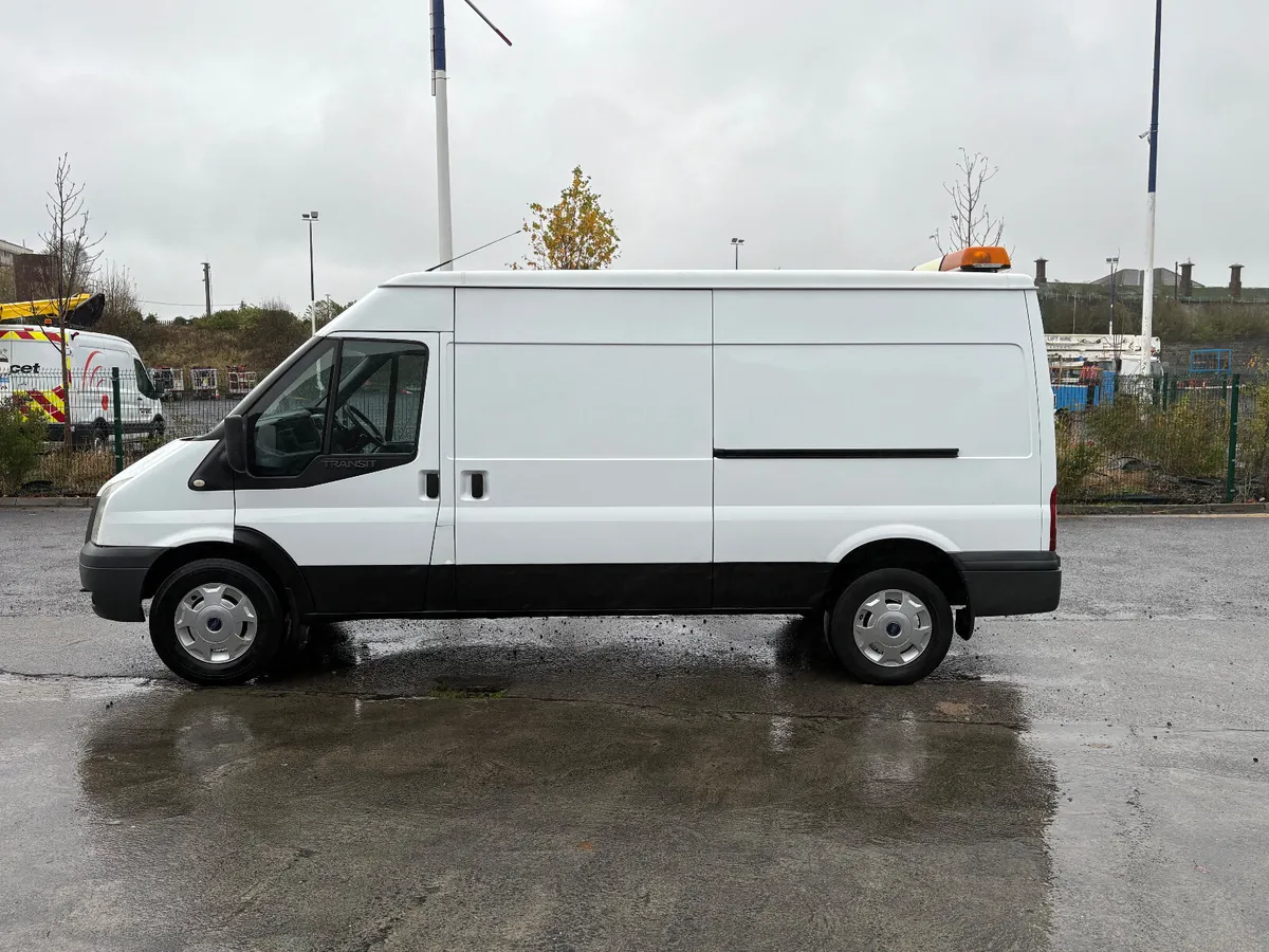 Ford Transit 2012 2.4 TDCI 100-T350 only 190 km - Image 4