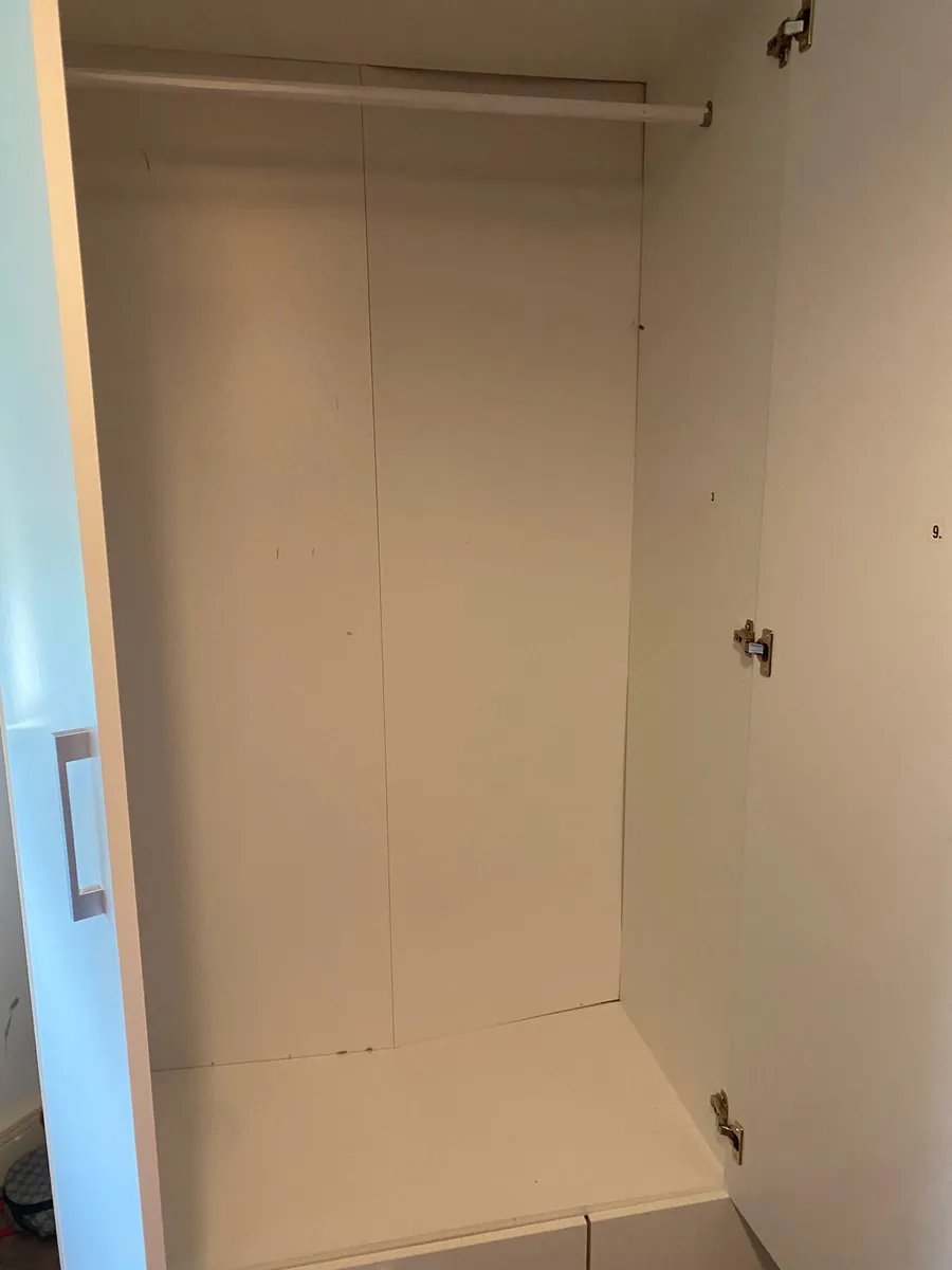Wardrobe + chest of drawers - Image 2