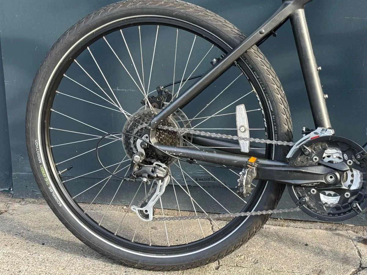 Graphite Hybrid Bike - Image 2