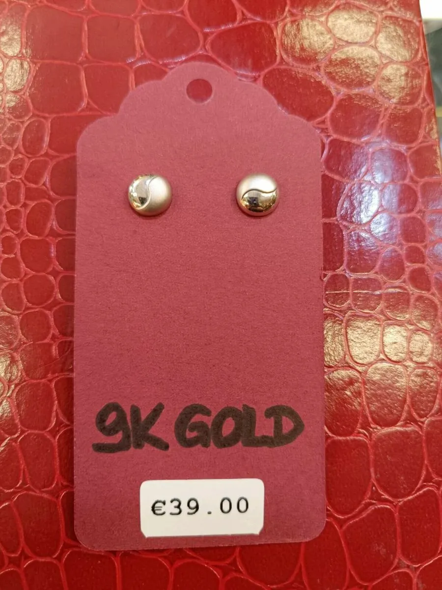 9k White Gold Button Earrings, Studs - Image 4
