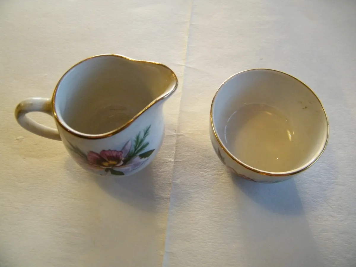 Old Foley miniature sugar bowl and milk jug. - Image 3