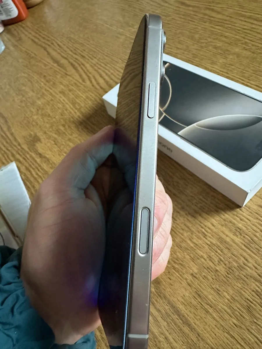 iPhone 16 Pro Max 256GB - Natural Titanium - Image 4