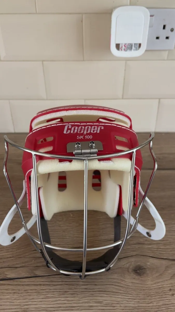 Cooper hurling helmet - Image 1