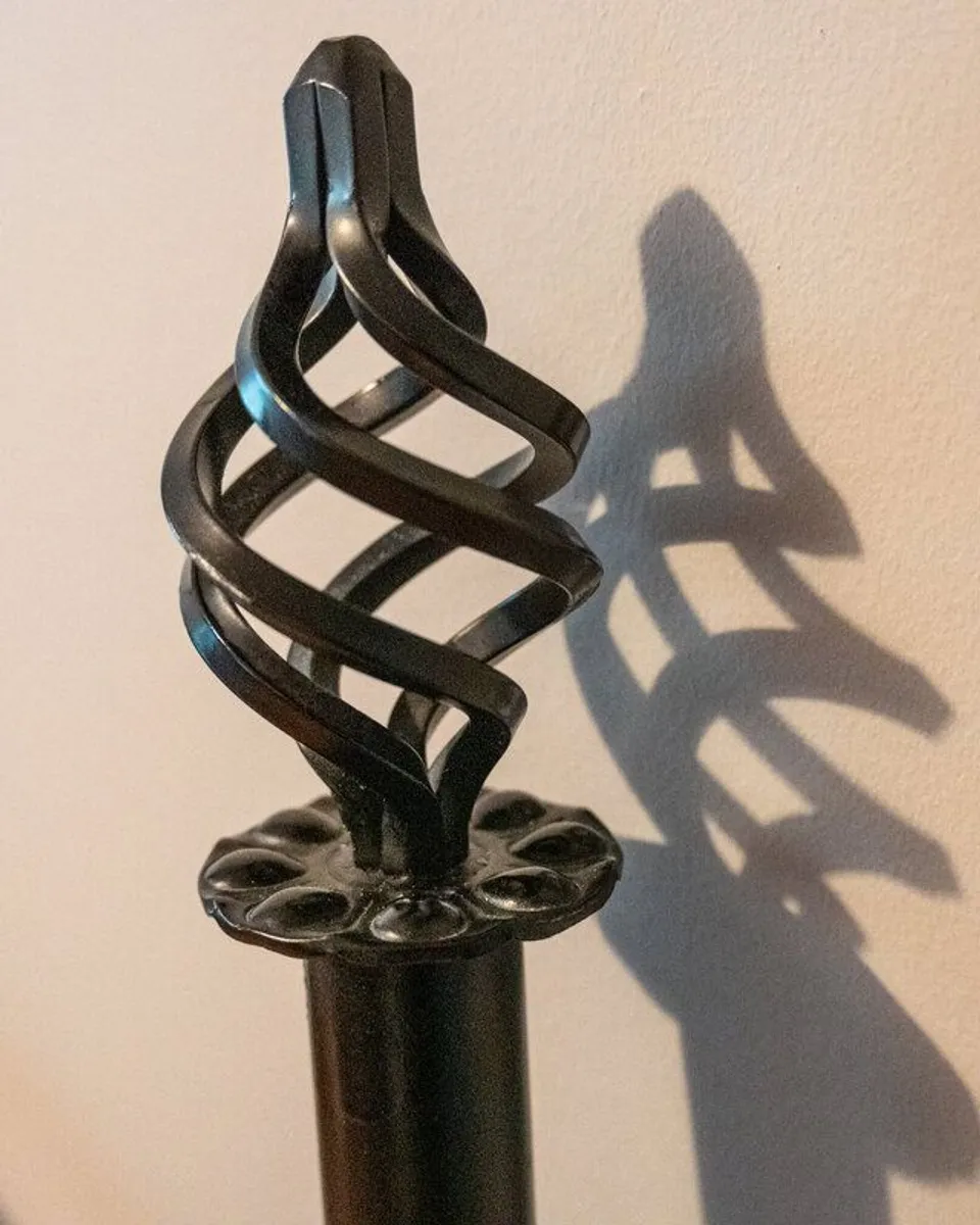 Bespoke Cast iron headboard - Image 2