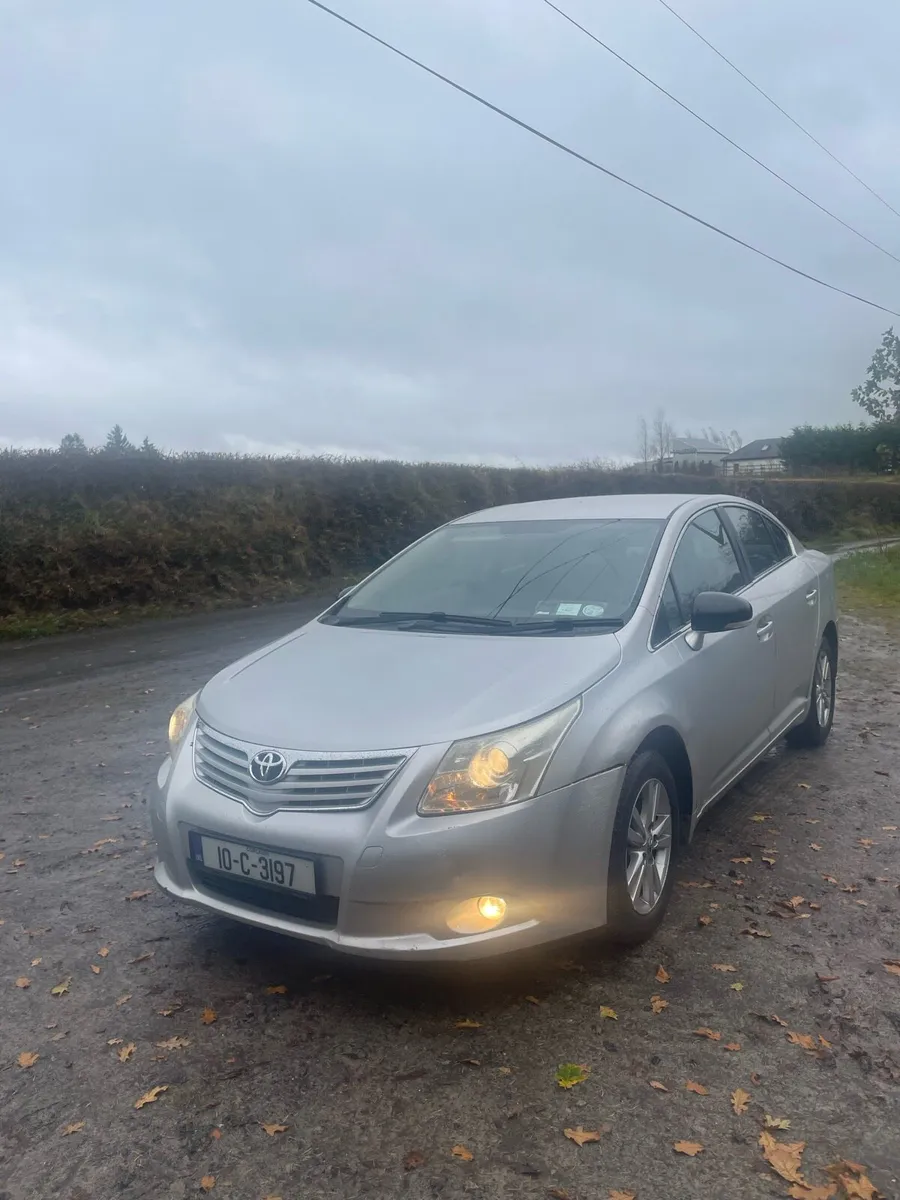 Toyota avensis for sale 2.0 Diesal - Image 2