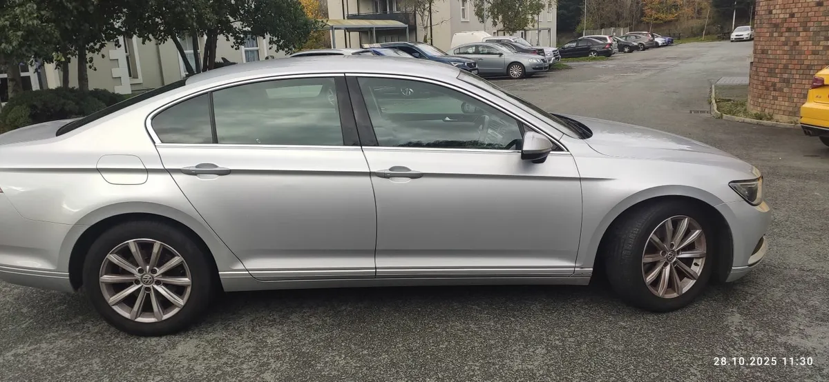 Volkswagen Passat 2015 - Image 4