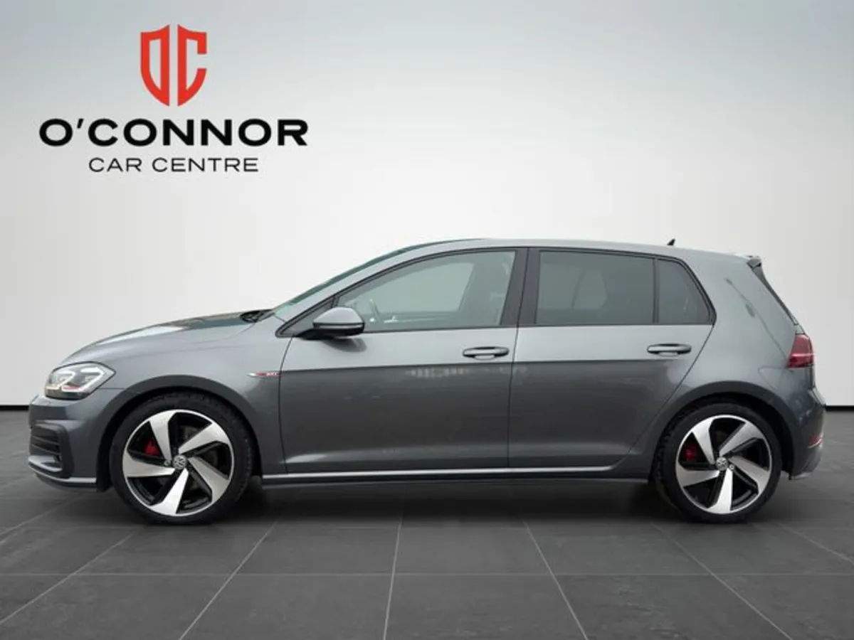 Volkswagen Golf “Iconic, automatic, and absolutely - Image 2