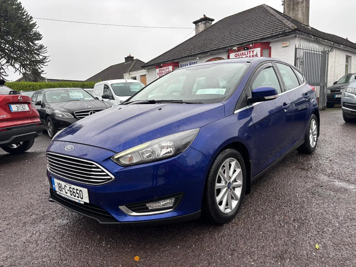 Ford Focus 2018  PETROL  VERY  LOW  MILEAGE - Image 3