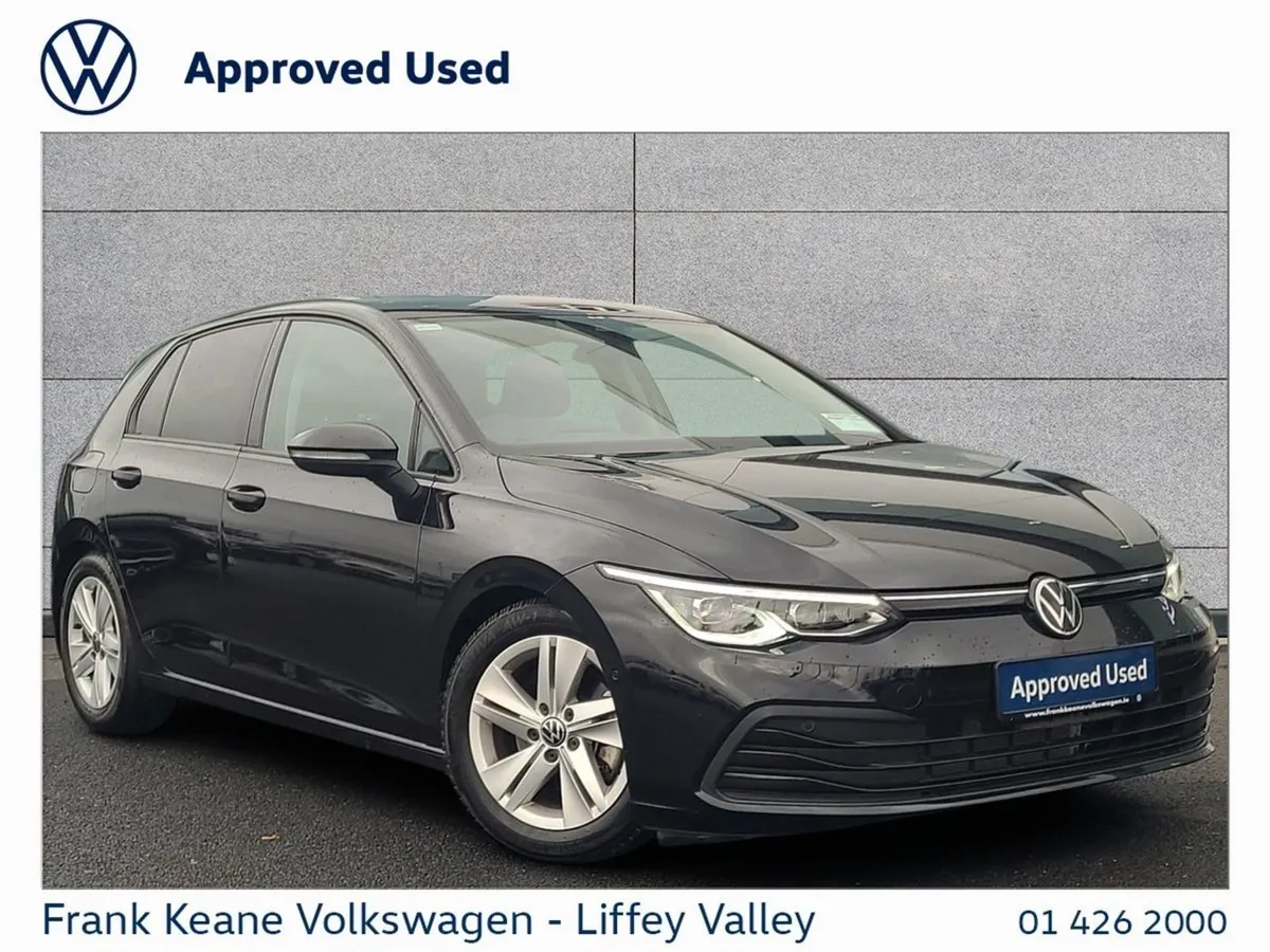 Volkswagen Golf Automatic  deep Black Pearl Metal - Image 1