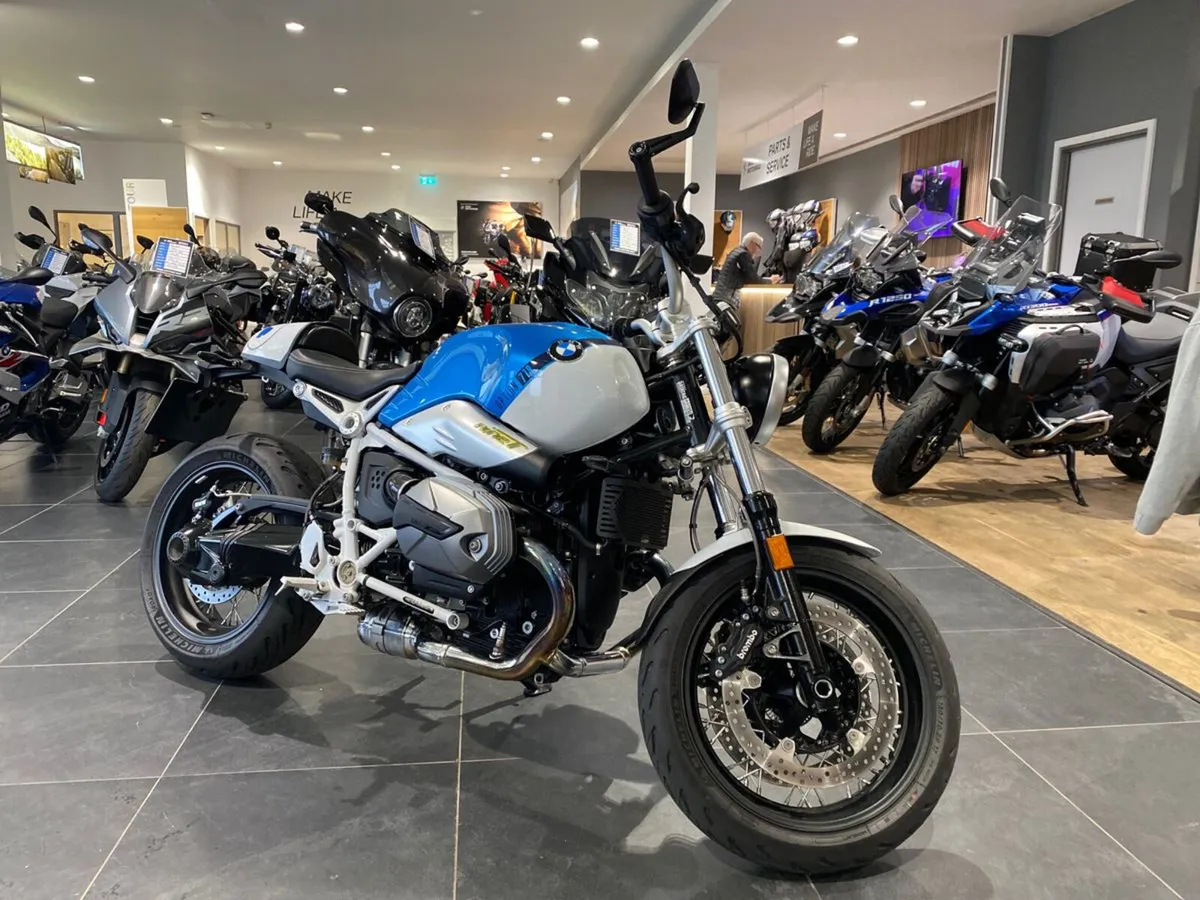 2022 BMW R9T Pure with Extras! - Image 3